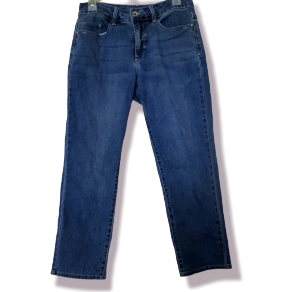Santana Women Capri Jeans